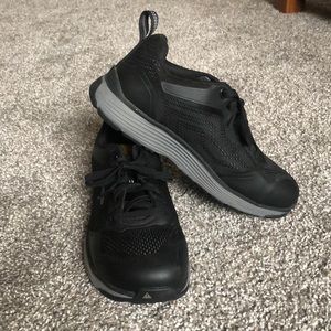 Keen steel toe size 7.5
